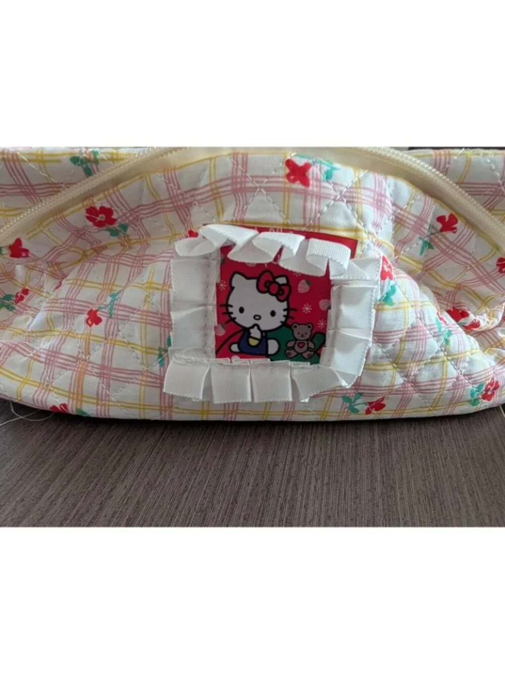 Cute Quilted Cosmetic Bag Featuring Hello Kitty Large Capacity Travel Makeup